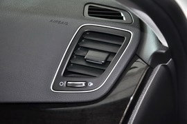 2013款起亚凯尊2.4L商务天窗型