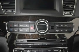 2013款起亚凯尊2.4L商务天窗型