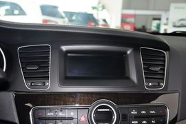 2013款起亚凯尊2.4L商务天窗型