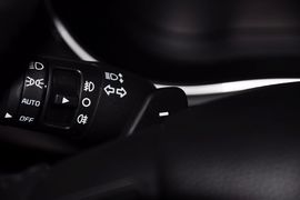 2013款起亚凯尊2.4L商务天窗型
