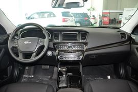 2013款起亚凯尊2.4L商务天窗型