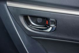 2014款丰田卡罗拉1.6L