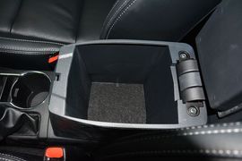 2014款丰田卡罗拉1.6L