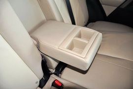 2013款丰田RAV4