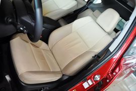 2013款丰田RAV4
