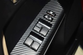2013款丰田RAV4