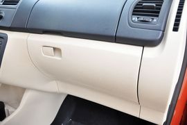 2014款斯柯达晶锐1.4L手动晶致版