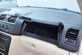 2014款斯柯达晶锐1.4L手动晶致版