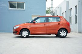 2014款斯柯达晶锐1.4L手动晶致版