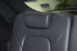 2013款现代全新胜达2.4L自动四驱尊贵型