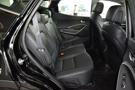 2013款现代全新胜达2.4L自动四驱尊贵型