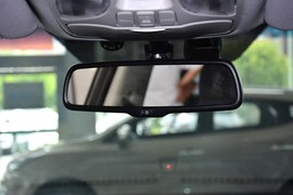 2013款现代全新胜达2.4L自动四驱尊贵型