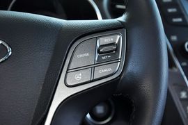 2013款现代全新胜达2.4L自动四驱尊贵型
