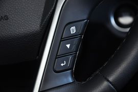 2013款现代全新胜达2.4L自动四驱尊贵型