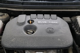逸动1.6L车型发动机