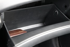 逸动1.5T车型内饰