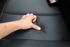 逸动1.5T车型内饰