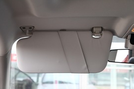 逸动1.5T车型内饰