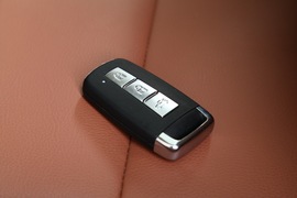 2014款海马福美来M5深度评测