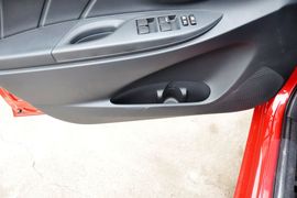 2014款丰田威驰1.3L手动型尚版