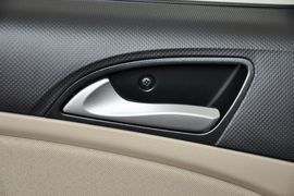 2014款现代瑞纳三厢1.4L自动领先型GLX