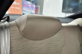 2014款现代瑞纳三厢1.4L自动领先型GLX