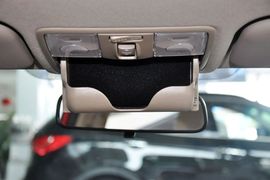 2014款现代瑞纳三厢1.4L自动领先型GLX