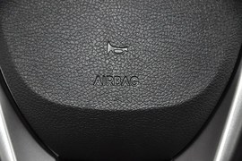 2014款现代瑞纳三厢1.4L自动领先型GLX