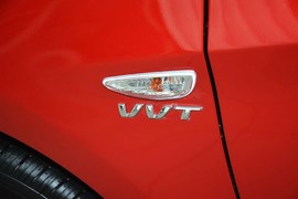 2014款现代瑞纳三厢1.4L自动领先型GLX