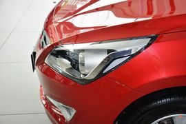 2014款现代瑞纳三厢1.4L自动领先型GLX