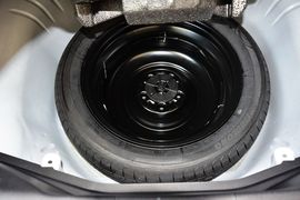 2014款奔腾B70