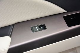 2014款比亚迪e6先行者豪华型(北京版)