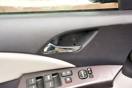 2014款比亚迪e6先行者豪华型(北京版)