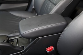 2014款本田思域1.8L/2.4L试驾实拍