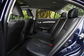 2014款本田思域1.8L/2.4L试驾实拍