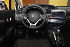 2014款本田思域1.8L/2.4L试驾实拍