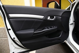 2014款本田思域1.8L/2.4L试驾实拍