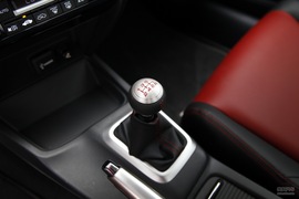 2014款本田思域1.8L/2.4L试驾实拍
