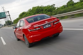 2014款本田思域1.8L/2.4L试驾实拍