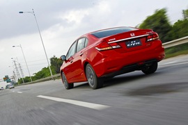 2014款本田思域1.8L/2.4L试驾实拍