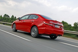 2014款本田思域1.8L/2.4L试驾实拍
