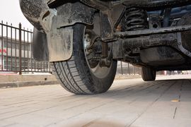 2014款双龙爱腾2.0T四驱自动豪华柴油版