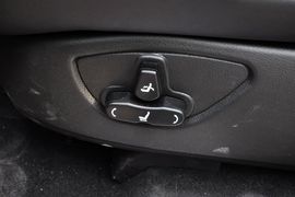 2014款双龙爱腾2.0T四驱自动豪华柴油版