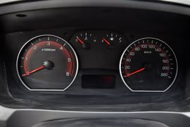 2014款双龙爱腾2.0T四驱自动豪华柴油版