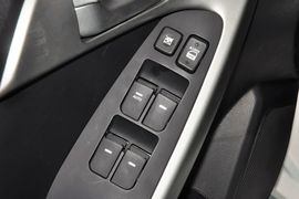 2014款起亚福瑞迪1.6L