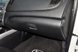 2014款起亚福瑞迪1.6L