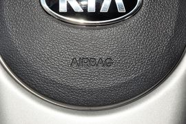 2014款起亚福瑞迪1.6L