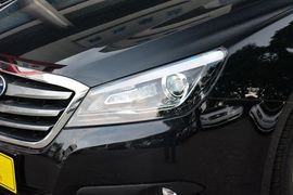   2014款奔腾B90 1.8T手自一体舒适型