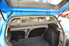 2014款宝骏610