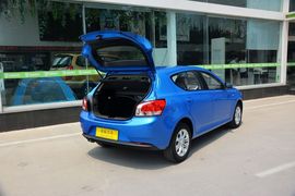 2014款宝骏610